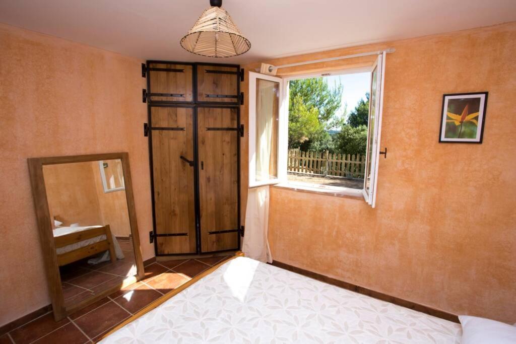 L'Arbre A Soleil Villa Aigues-Vives  Bagian luar foto